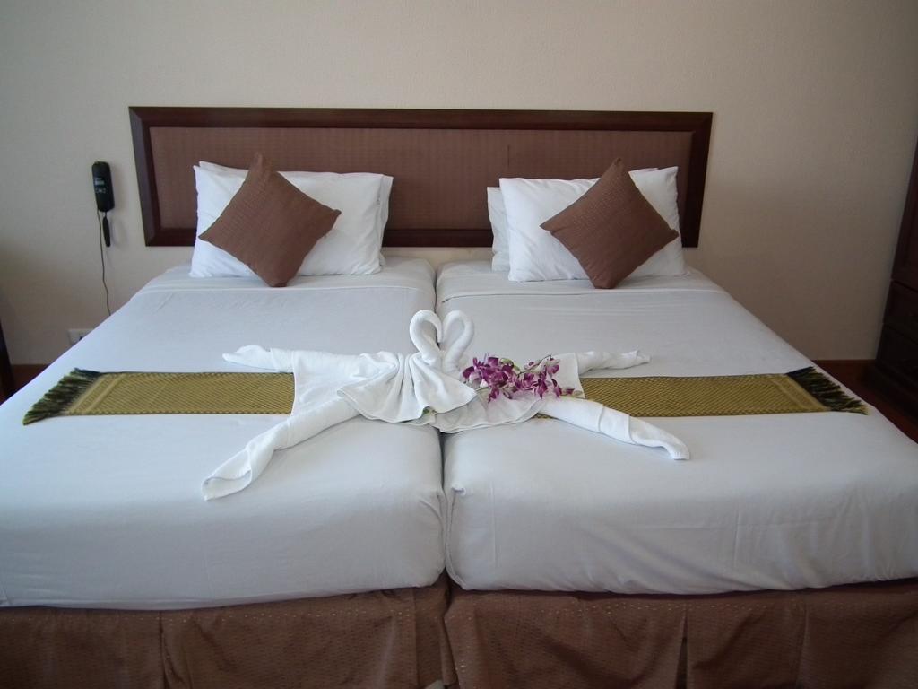 Abricole At Pattaya Hill Apartman Kültér fotó