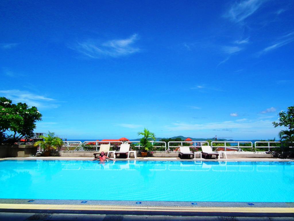 Abricole At Pattaya Hill Apartman Kültér fotó