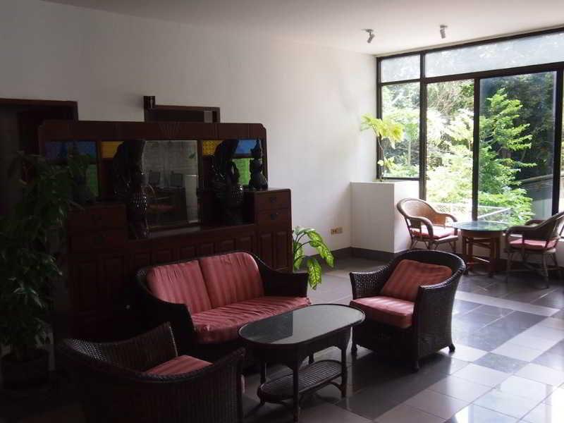 Abricole At Pattaya Hill Apartman Kültér fotó