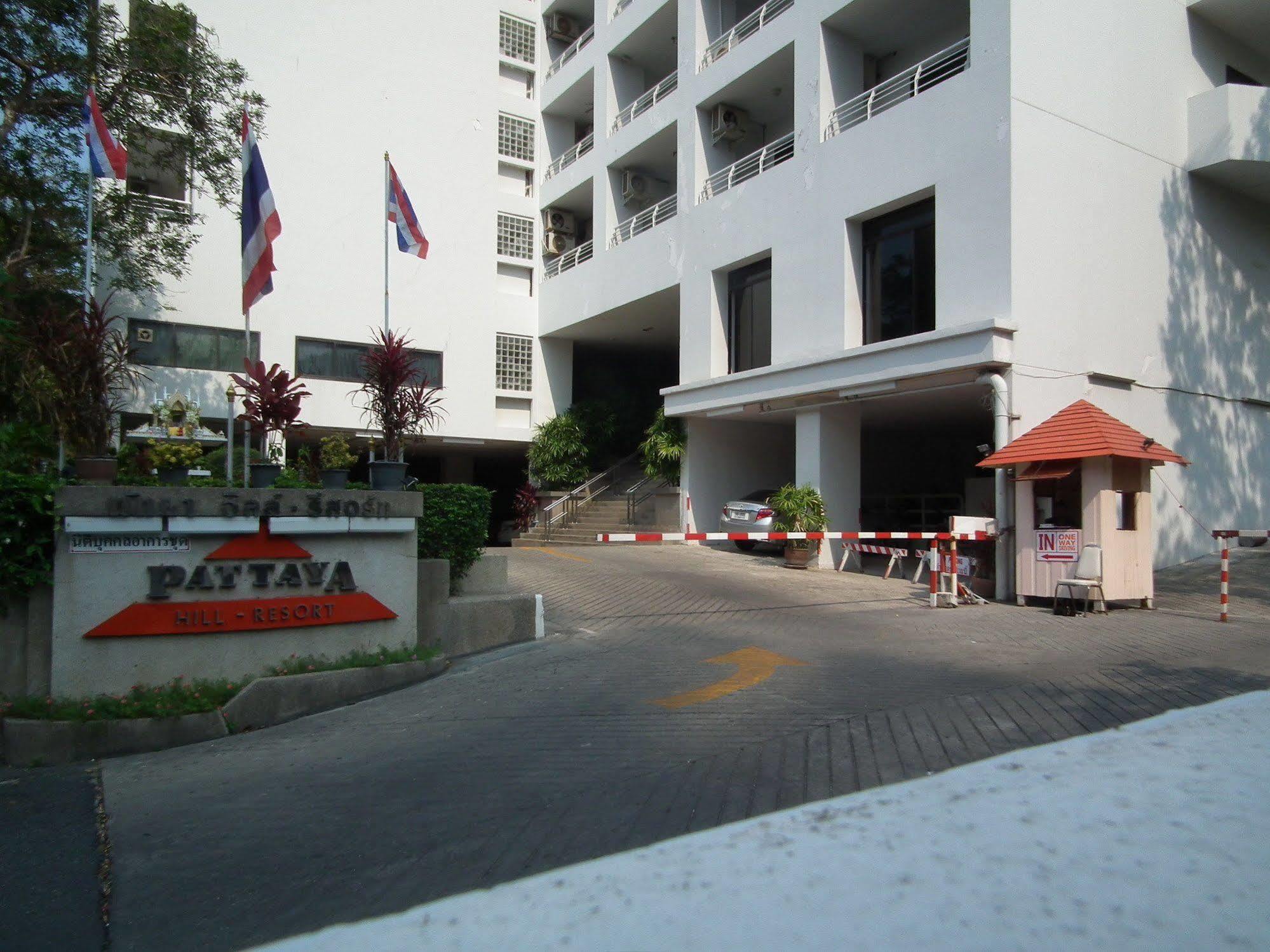 Abricole At Pattaya Hill Apartman Kültér fotó